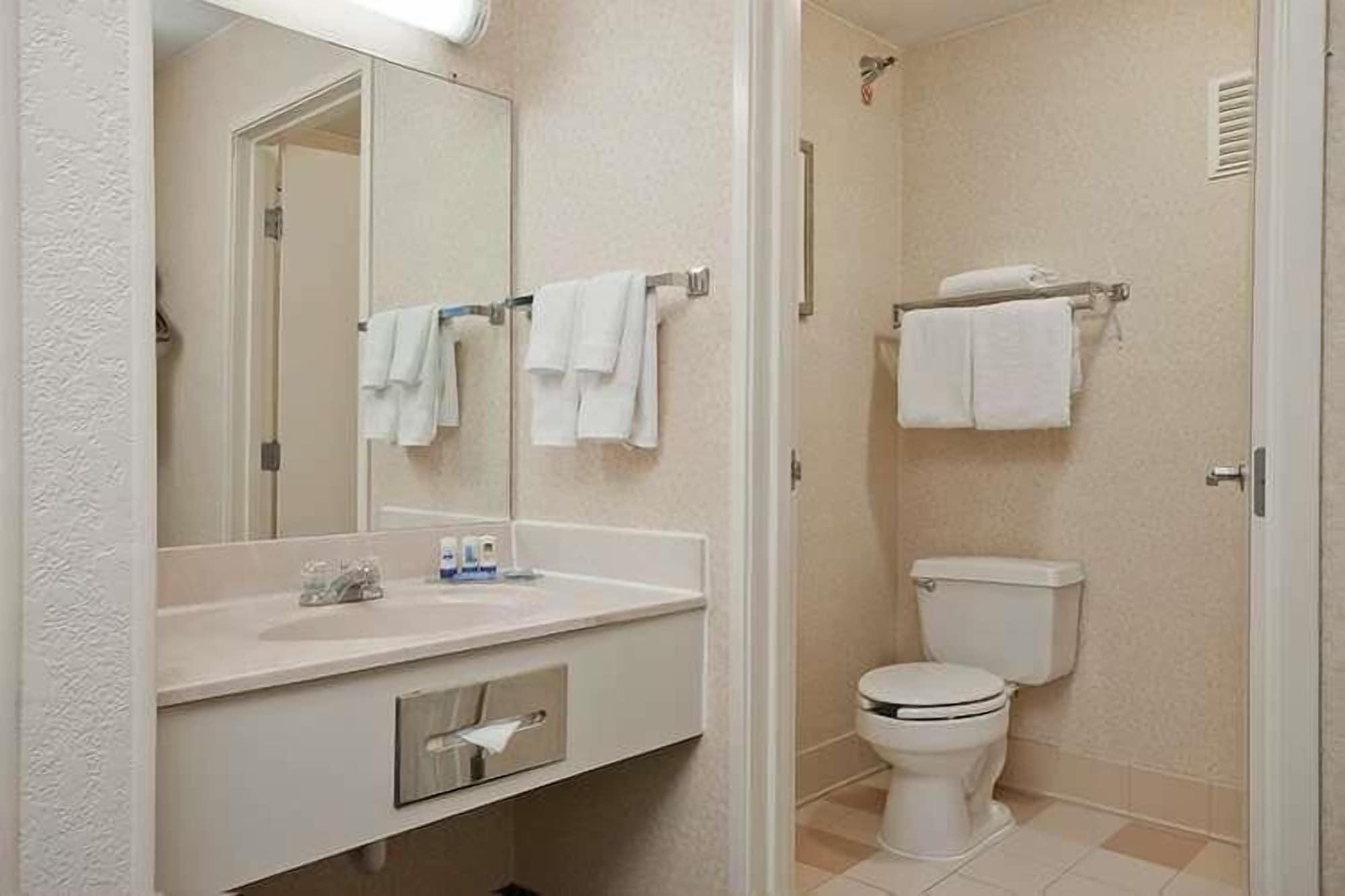 Wingate By Wyndham Sioux City Exterior photo